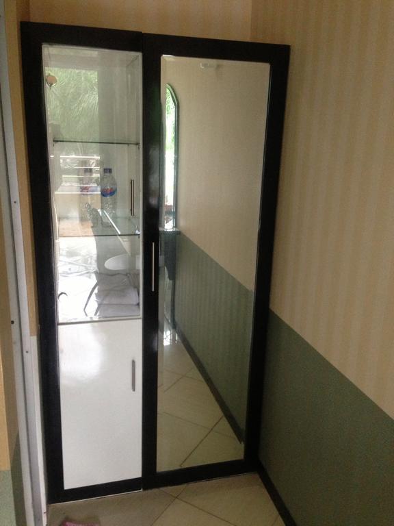 Global Inn Keluarga Sedati Номер фото